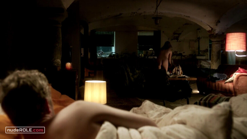 2. Susi Gmeinwieser nude – Dampfnudelblues (2013)