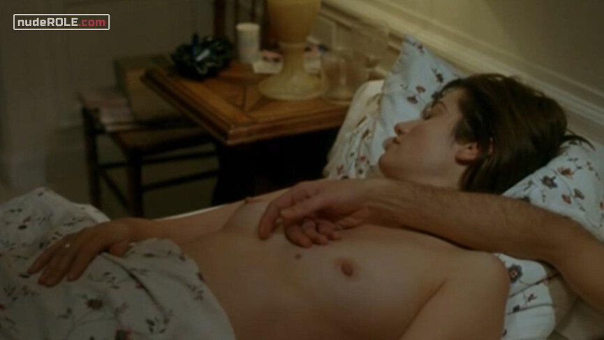 3. Fontaine Leglou nude – Gentille (2005)