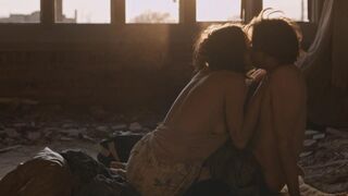Miranda sexy, Girl nude – Embers (2015)