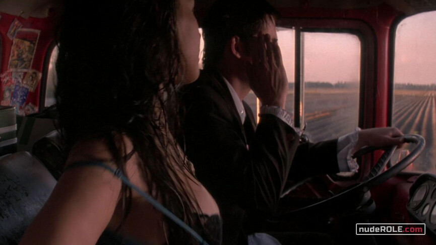 3. Michelle McAllister sexy – Moving McAllister (2007)