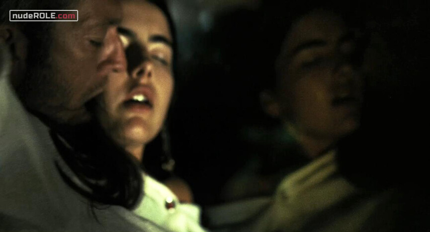 1. Ângela sexy – Adrift (2009)