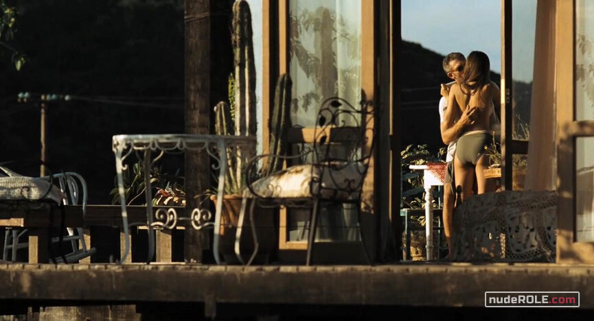 2. Ângela sexy – Adrift (2009)