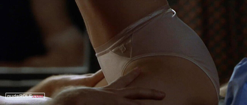 2. Amy Mayfield sexy – Urban Legends: Final Cut (2000)