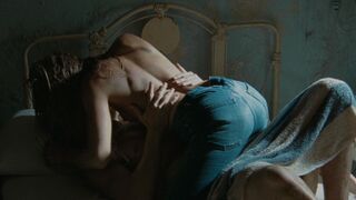 Chenault nude – The Rum Diary (2011)