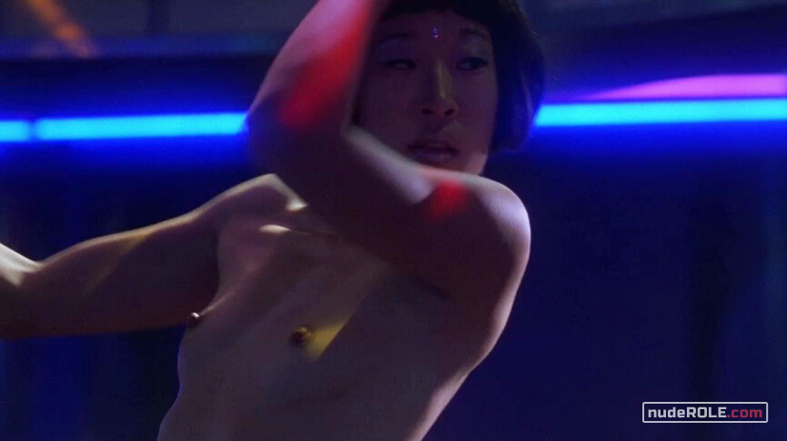 1. Jasmine nude – Dancing at the Blue Iguana (2000)