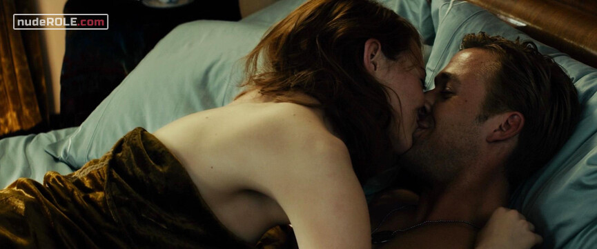 2. Grace Faraday sexy – Gangster Squad (2013)