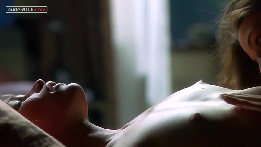 1. Victoria 'Tori' Moller nude, Pauline 'Paulie' Oster nude – Lost and Delirious (2001)