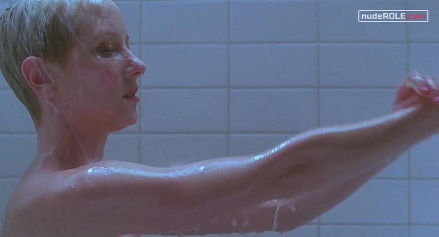 3. Marion Crane nude – Psycho (1998)