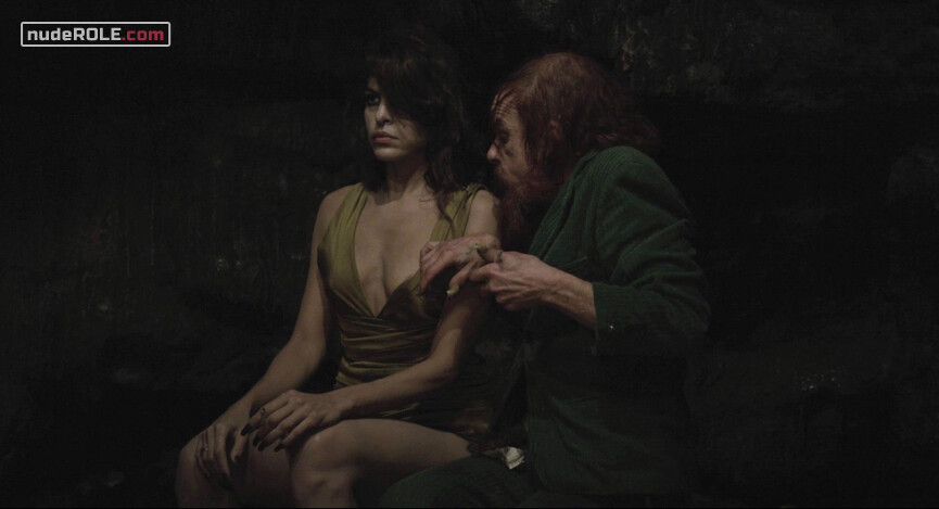2. Kay M sexy – Holy Motors (2012)