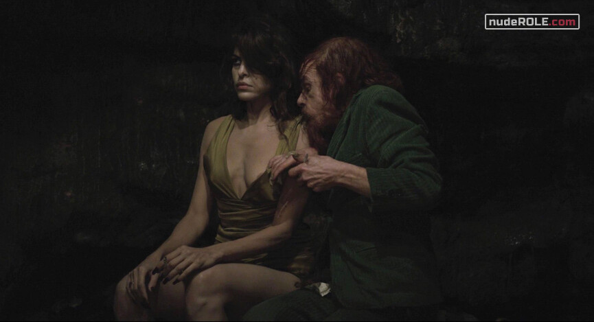 3. Kay M sexy – Holy Motors (2012)