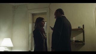 Zoe Barnes nude – House of Cards s01 (2013)