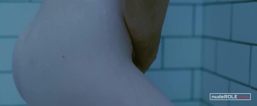 2. India Stoker nude – Stoker (2013)