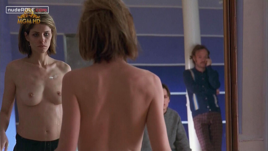 2. Rachel nude – Igby Goes Down (2002)