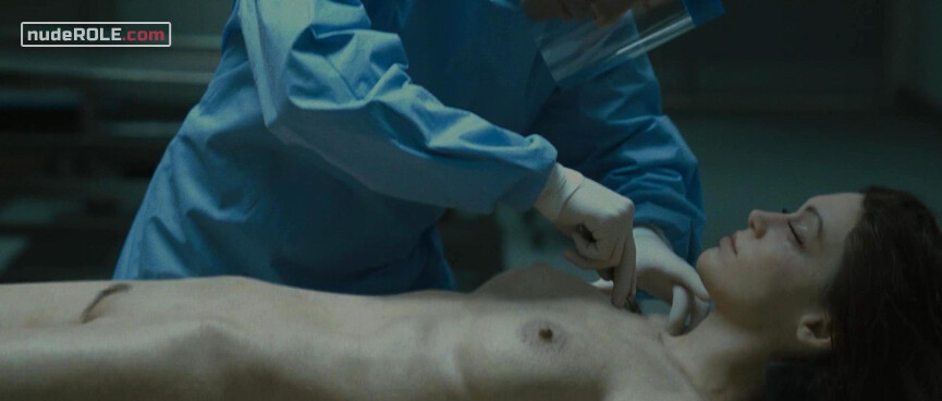1. Gwen Williamson nude – Pathology (2008)