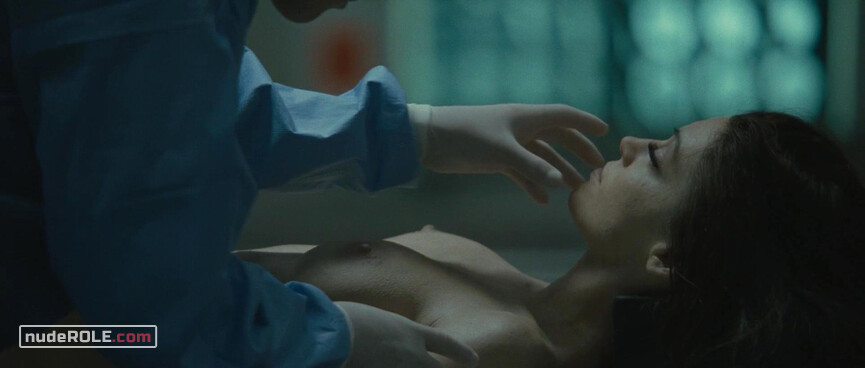 3. Gwen Williamson nude – Pathology (2008)