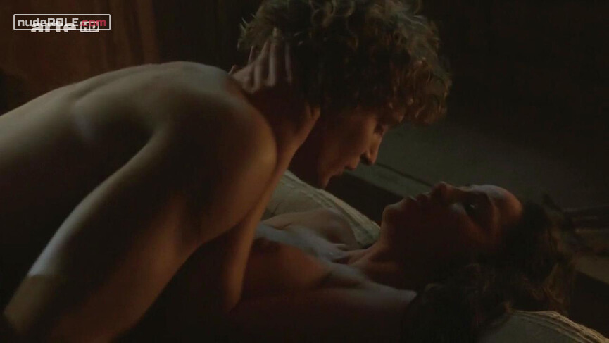 3. Cléa nude – Odysseus s01e04-06 (2013)
