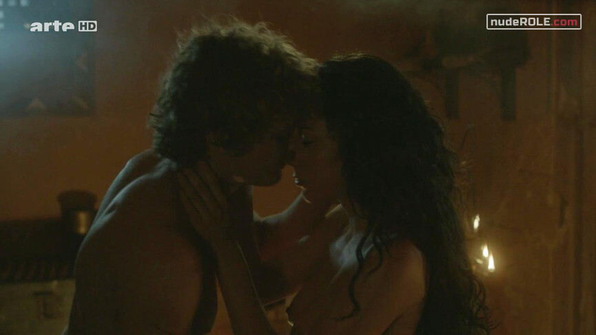 1. Cléa nude – Odysseus s01e07-08 (2013)