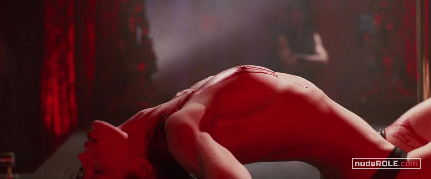 3. Rose-Johnny nude – Powder Blue (2009)