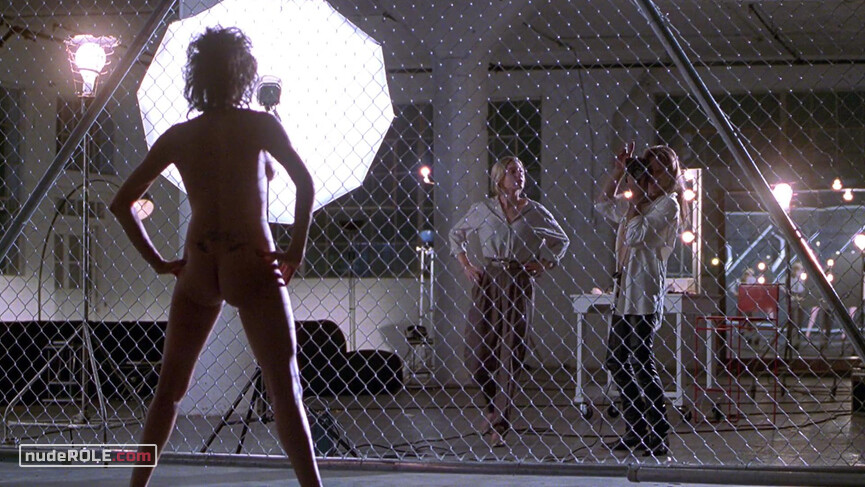 2. Gia Carangi nude, Linda nude – Gia (1998)