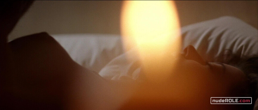 2. Melissa Walker nude – Timecop (1994)