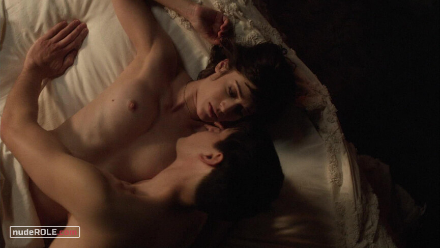 1. Virginia Johnson nude – Masters of Sex s01e01 (2013)