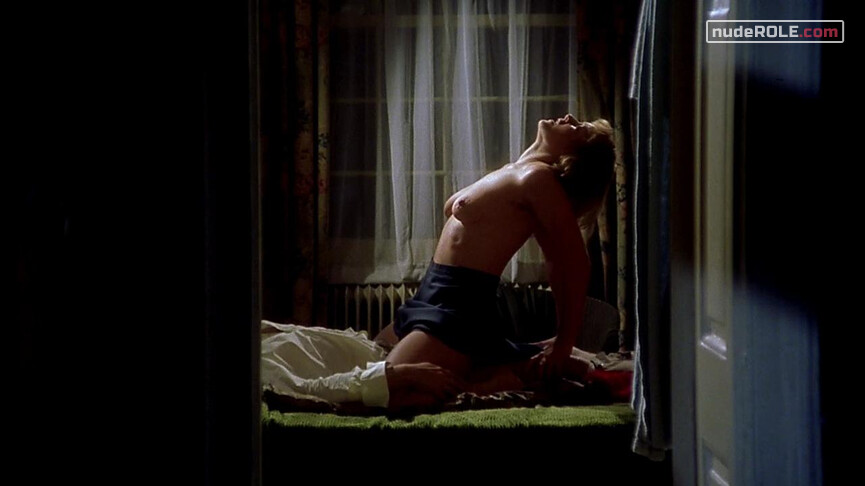 1. Young Iris Murdoch nude – Iris (2001)