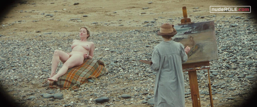 3. Florence Carter Wood nude, Dolly nude – Summer in February (2013)