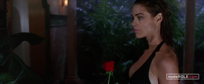 2. Paige sexy – Valentine (2001)