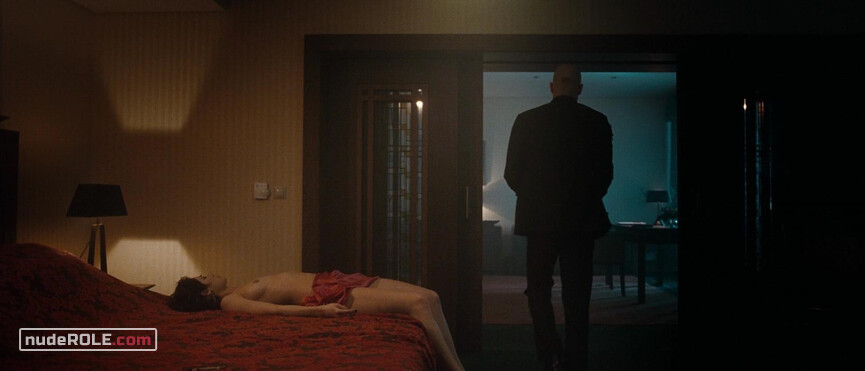 3. Nika Boronina nude – Hitman (2007)