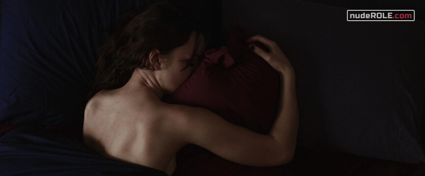 3. Jackie Price nude – The Jacket (2005)