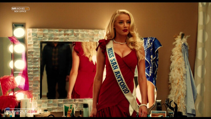 3. Miss San Antonio sexy – Machete Kills (2013)