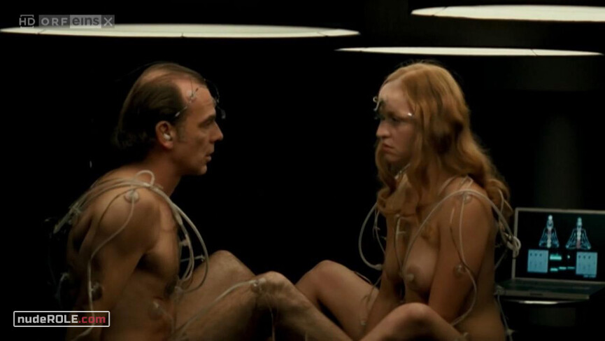 3. Hannah Schreiber nude – Silent Resident (2007)