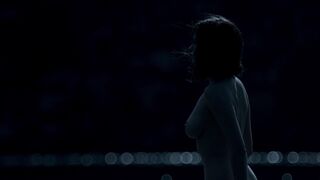 Fiamma nude, Miss G nude – Cracks (2009)