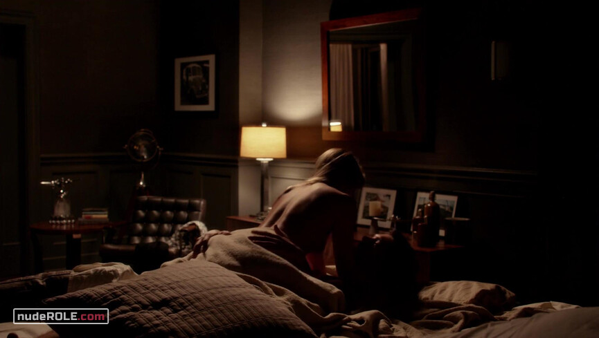 2. Jeannie Van Der Hooven sexy – House of Lies s02 (2013)