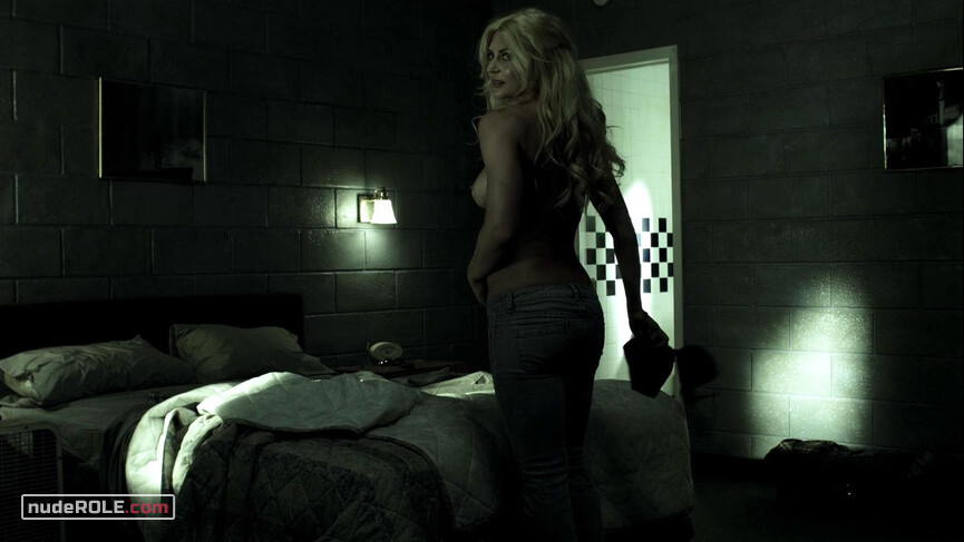 3. Monika nude – MoniKa (2012)