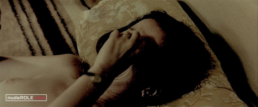 2. Bess McNeill nude – Breaking the Waves (1996) #2