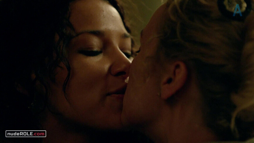 2. Max22 nude , Eleanor Guthrie sexy – Black Sails s01e01 (2014)