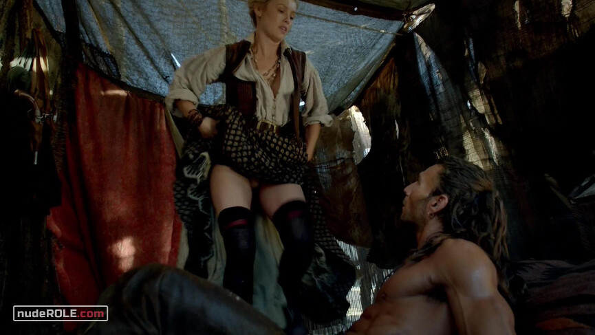 2. Eleanor Guthrie nude, Max22 nude – Black Sails s01e03 (2014)