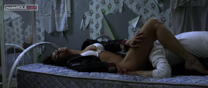 2. Beckett nude, Lucky sexy – The Ganzfeld Haunting (2014)