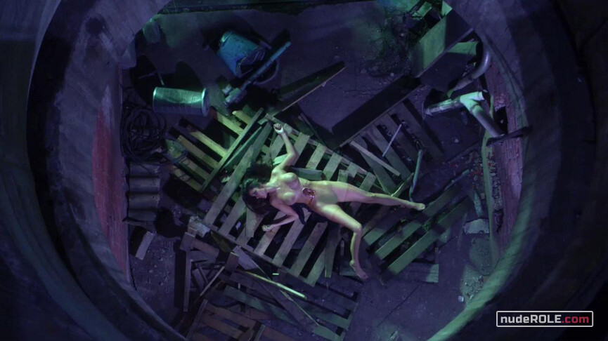2. Azura nude – Species: The Awakening (2007)