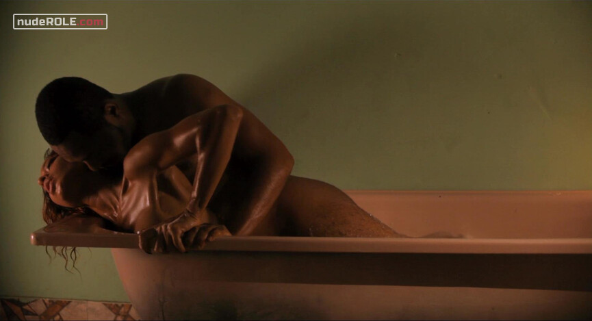 1. Nora nude – Viva Riva! (2010)
