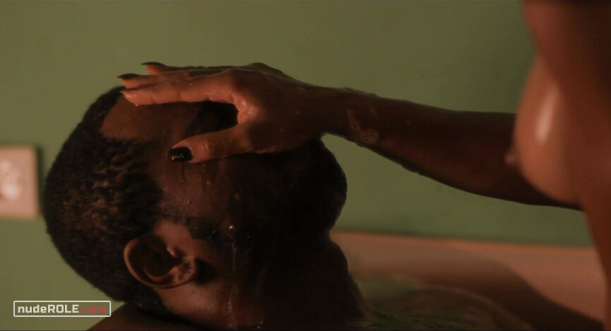 2. Nora nude – Viva Riva! (2010)