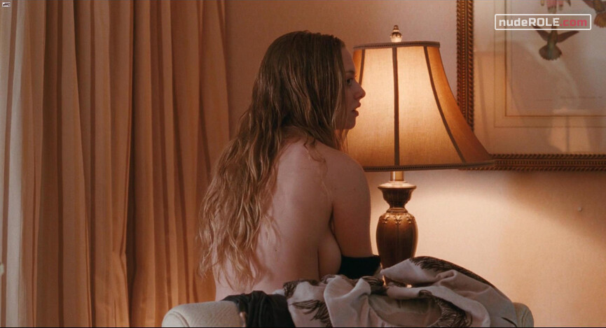 2. Chloe nude – Chloe (2009)