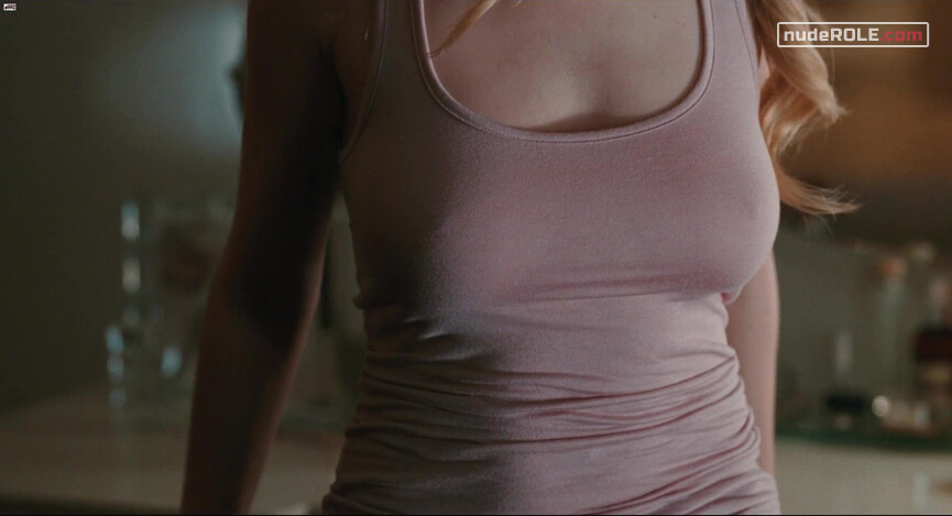 3. Chloe nude – Chloe (2009)