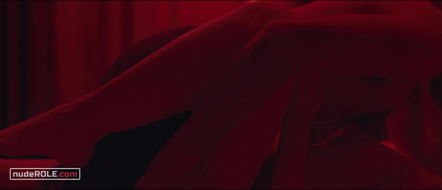 3. Rose Pamphyle nude – Populaire (2012)