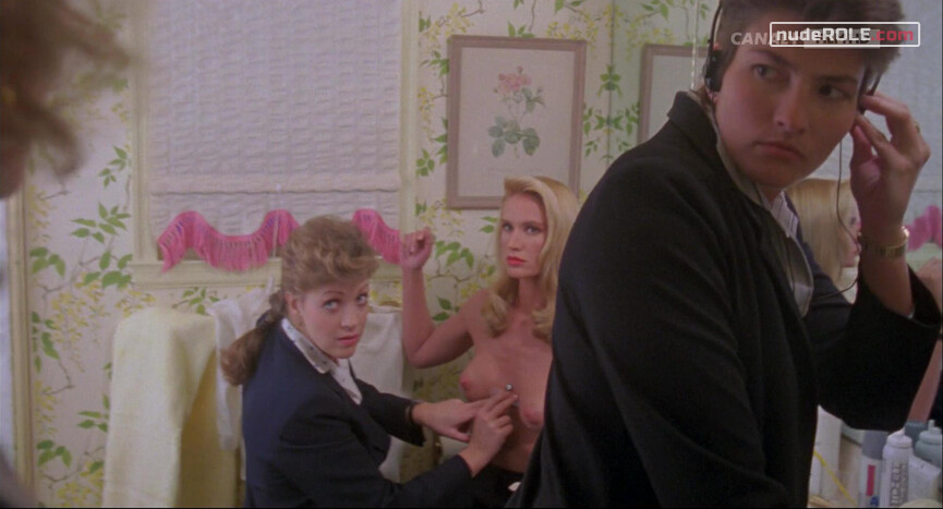 3. Nancy Breyers nude – Desperate Hours (1990)