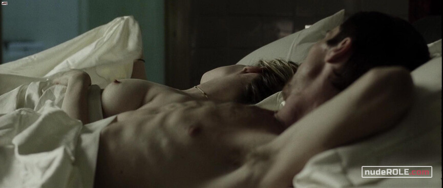 1. Stevie nude – The Machinist (2004)