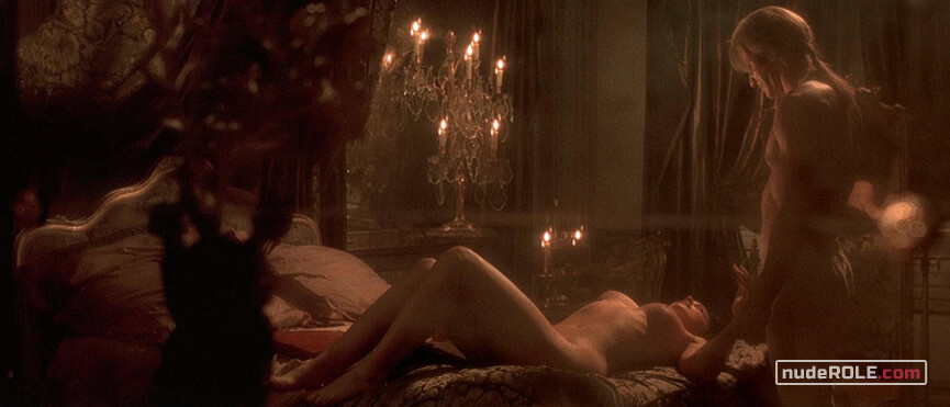 1. Sylvia nude – Brotherhood of the Wolf (2001)