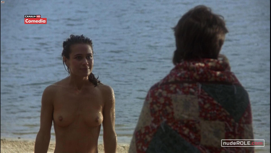 3. Lou nude – Doc Hollywood (1991)