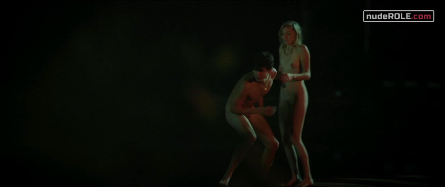 1. Helena nude – Marina (2013)